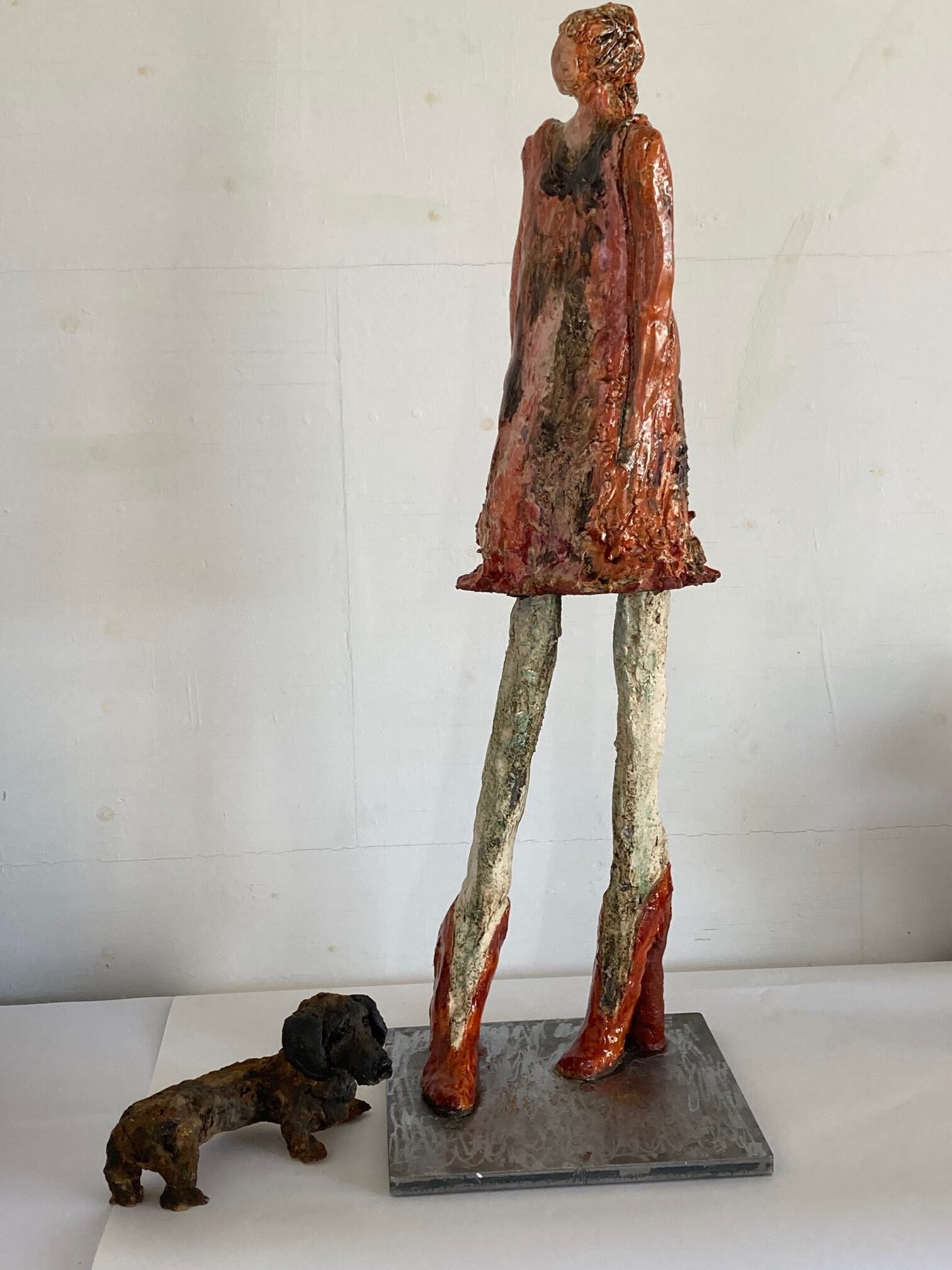 naan "lady in red" met haar hondje Miek